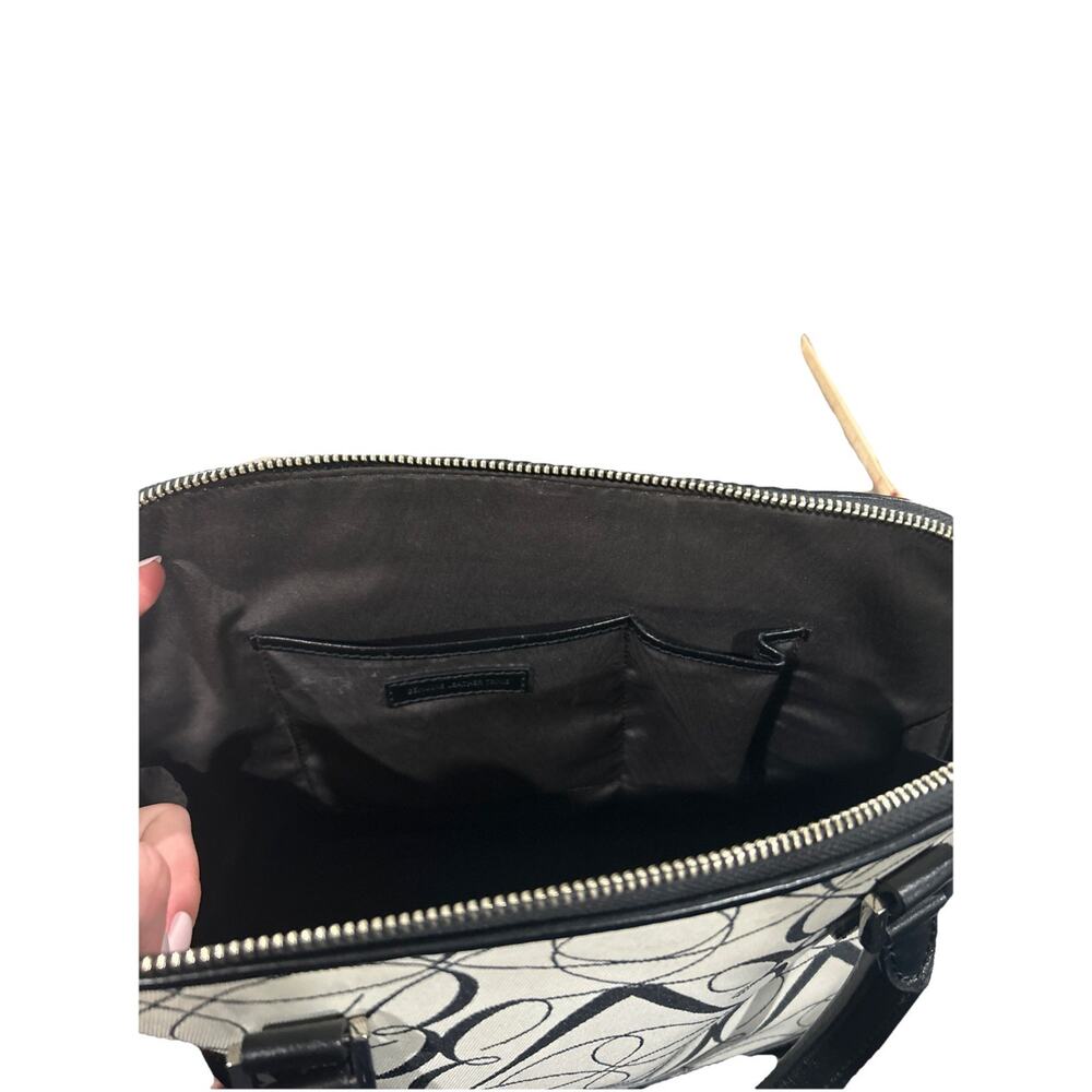 Brooks Brother Genuine Leather And Canvas Bag With Zipper And Swirling Pattern - Picture 10 of 15